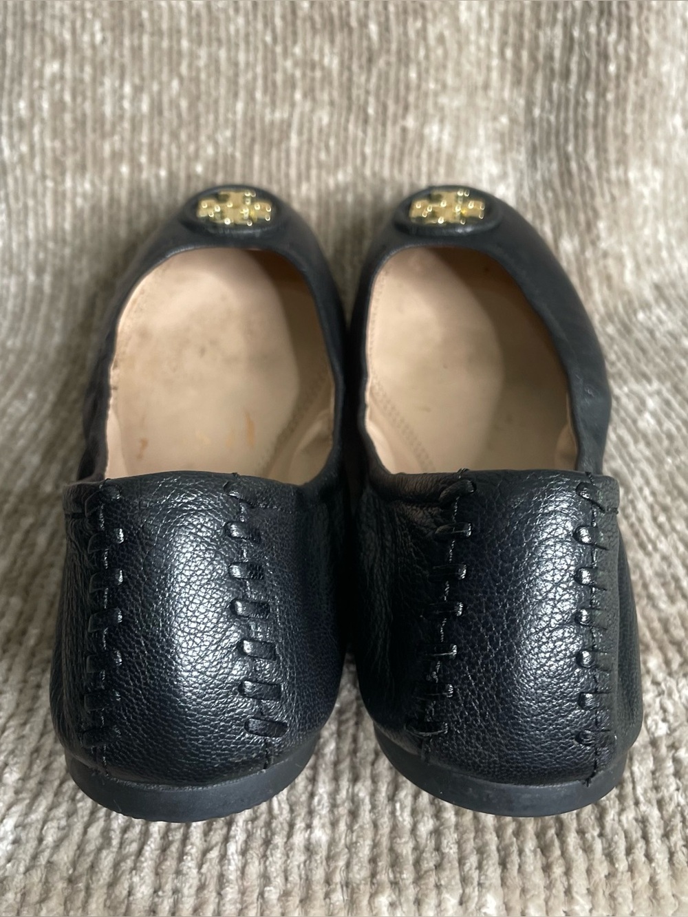 Tory Burch Black Leather Minnie Travel Ballet Flats Gold Logo Emblem Size 10 - Picture 4 of 9